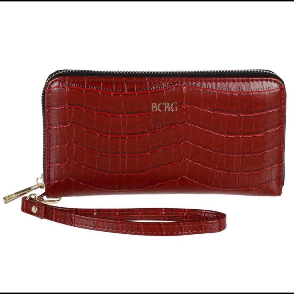 BCBG Ruby Wrislet wallet - Picture 3 of 5